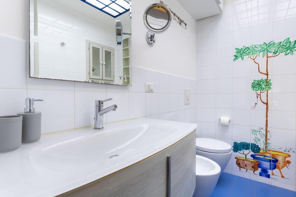 Historical Suite - Pieno Centro - Porta Nuova- Piazza Castello Torino Eksteriør billede