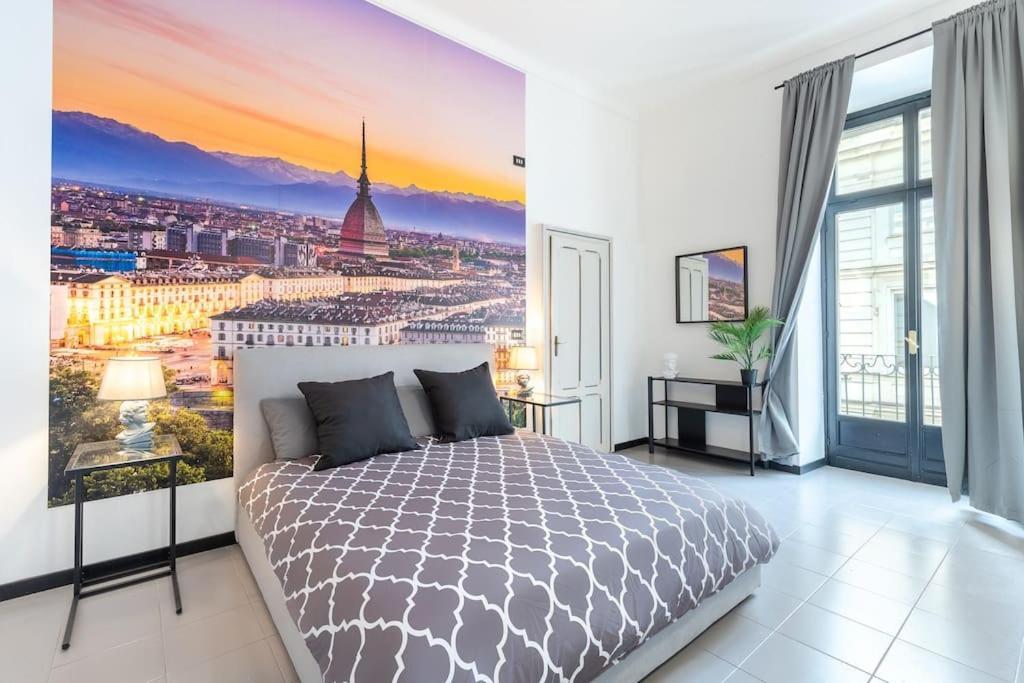 Historical Suite - Pieno Centro - Porta Nuova- Piazza Castello Torino Eksteriør billede